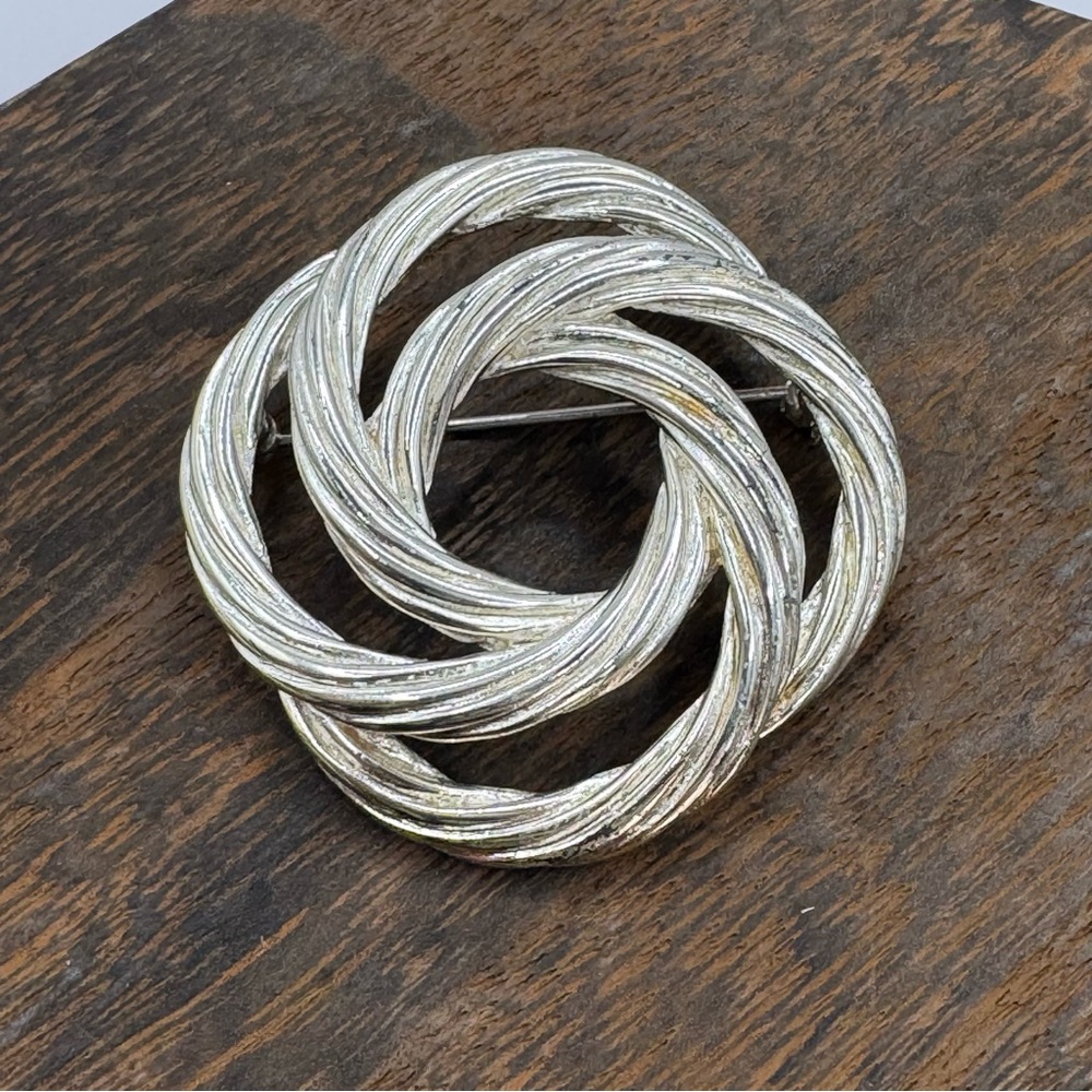 Monet vintage twisted rope knit brooch pin silver tone minimalist collectible